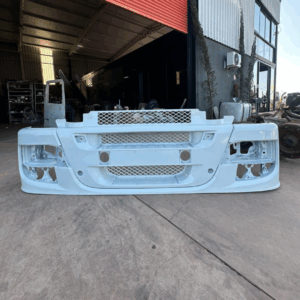 alt="Para-choque original Iveco Stralis"