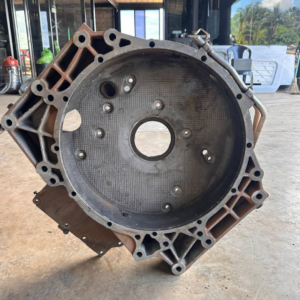 Capa Seca para motor de caminhão MAN TGX, peça de acoplamento entre motor e transmissão.