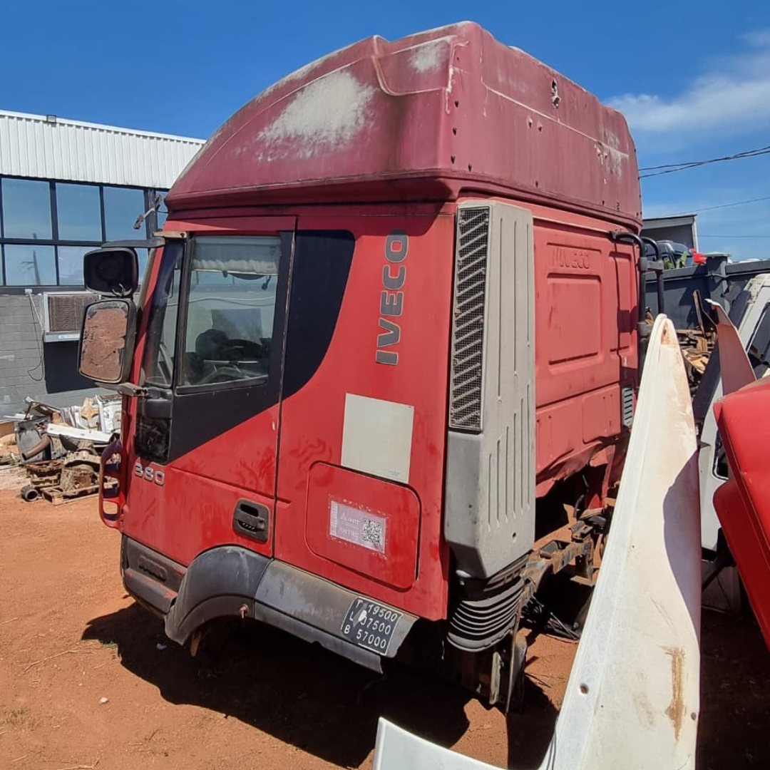 Cabine Iveco Stralis 380 Usada - Imagem 4